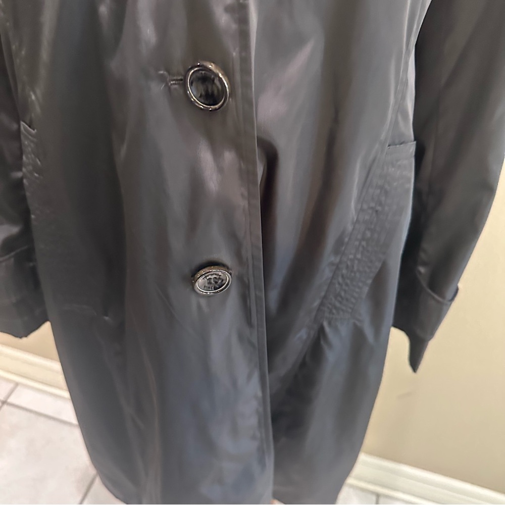 Via Spiga Women's Black Trench Coat Water Resistant raincoat Large - Picture 8 of 15